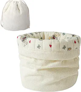 Aesthetic Quilted Cotton Drawstring Makeup Bag with Corduroy Lining，Coquette Portable Travel Cosmetic,Toiletry Organizer Pouch for Women Girls（Bouquet Bear）